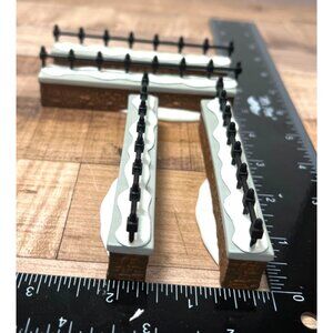 Department 56 5807-6 Churchyard Fence Extensions Heritage Village Set Of 4